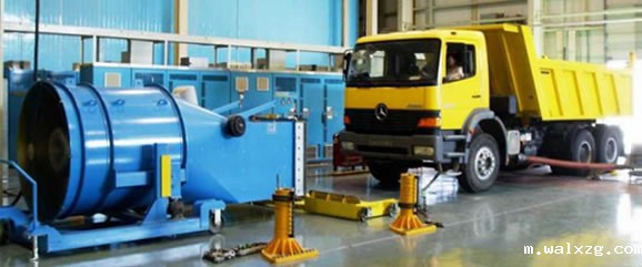 星空体育直播入口又一辆负荷拖车装车发货 星空体育直播入口又一辆负荷拖车装车发货