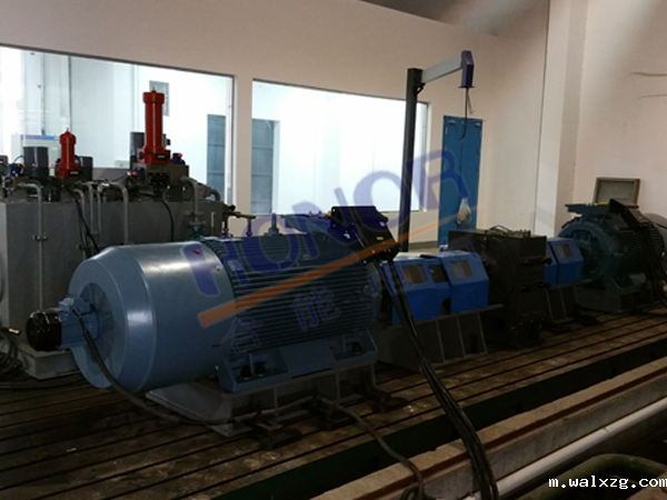 大功率变矩器试验台