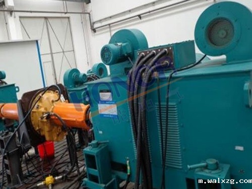 液力变矩器试验台