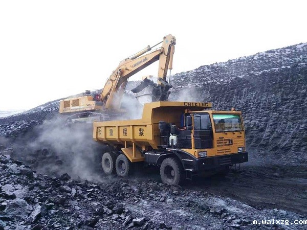 分布式混合动力矿用自卸车用底盘